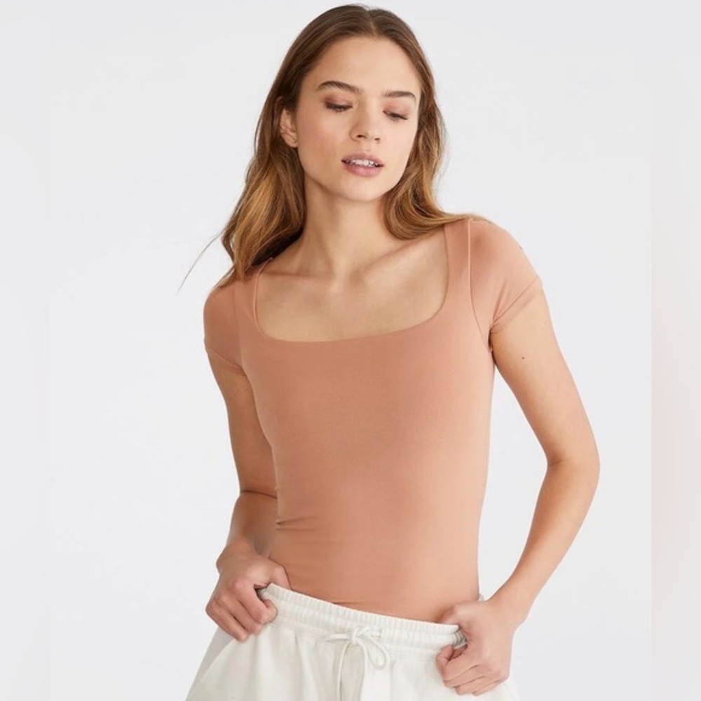 NWT Aeropostale Seriously Soft Sculpt Square-Neck Tee